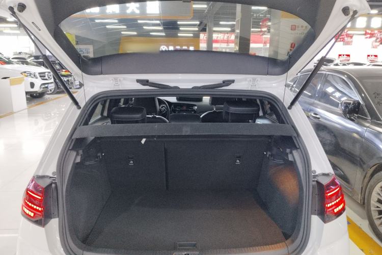 Used Volkswagen Golf 2018 280TSI Automatic R-Line Model
