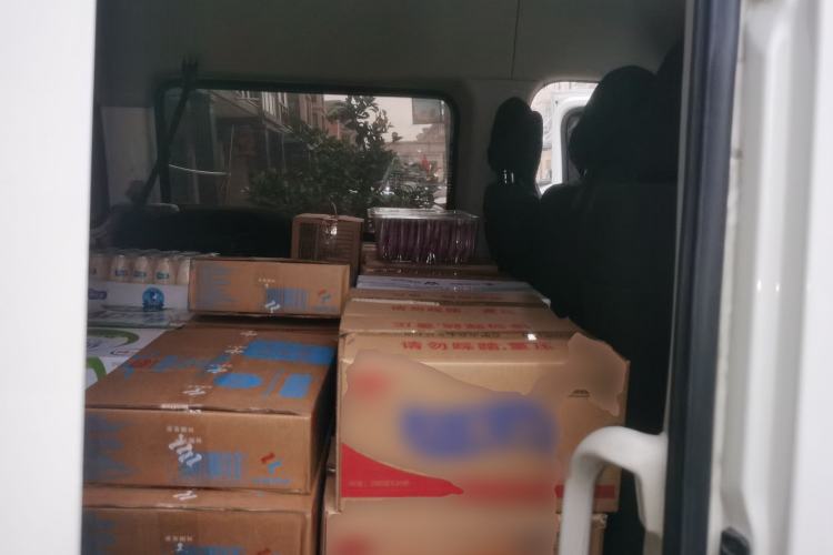 Used SAIC MAXUS Xintu V80 2021 2.0T Manual Classic Aoyuntong Short Wheelbase Mid-Roof 5/6-Seater