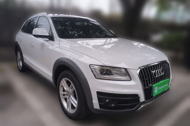Used Audi Q5 2018 Collector's Edition 40 TFSI Technology Model