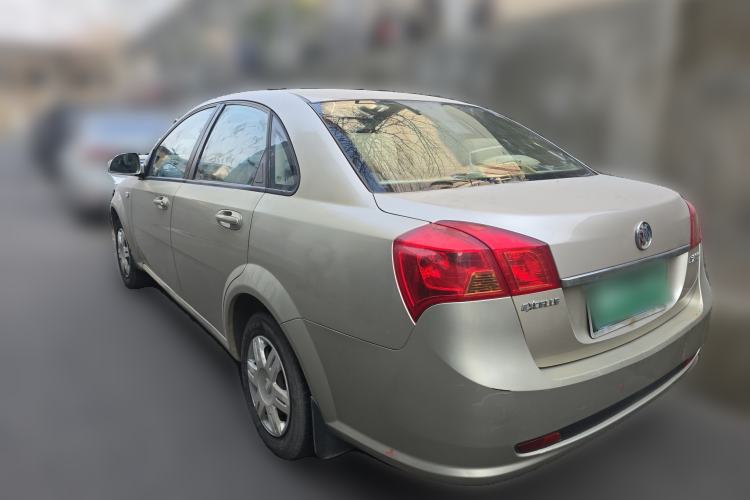 Used Buick Excelle 2013 1.5L Manual Classic Model
