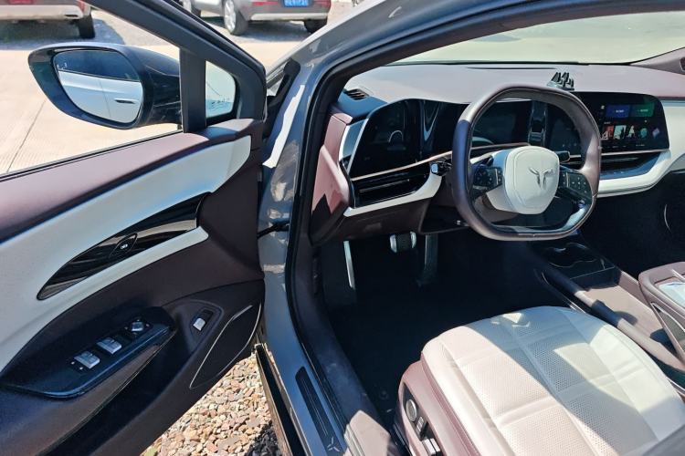 Used Hongqi EH7 2024 690 Pro Driver Seat