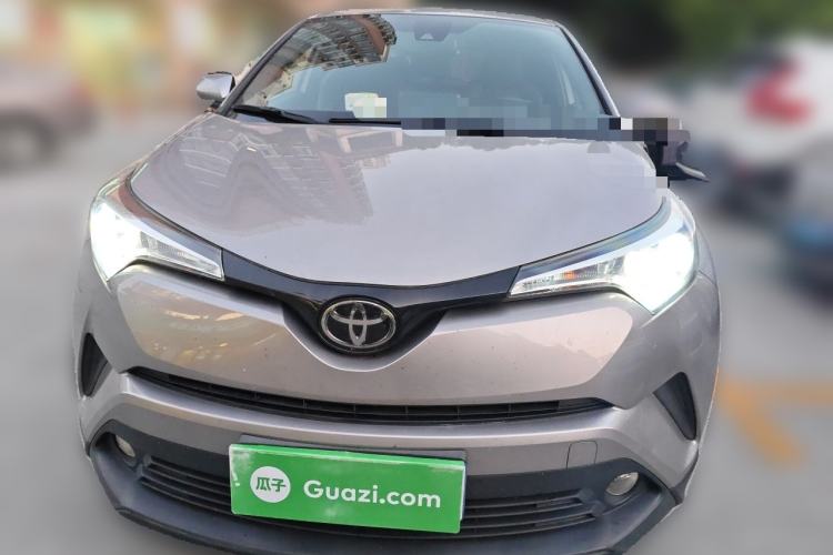 Used Toyota IZOA 2018 2.0L Yichi Version China VI Standard