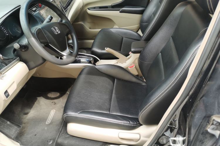 Used Honda Crider 2013 1.8L automatic comfort version