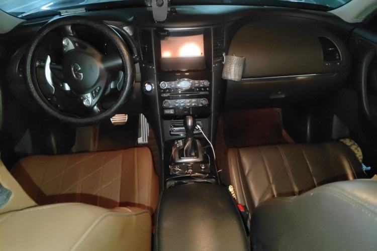 Used Infiniti FX 2013 FX37 Standard Edition
