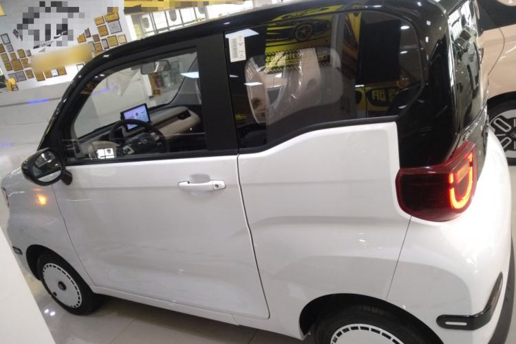 Used Chery QQ Ice Cream 2024 Edition Youth Version 205km Sundae