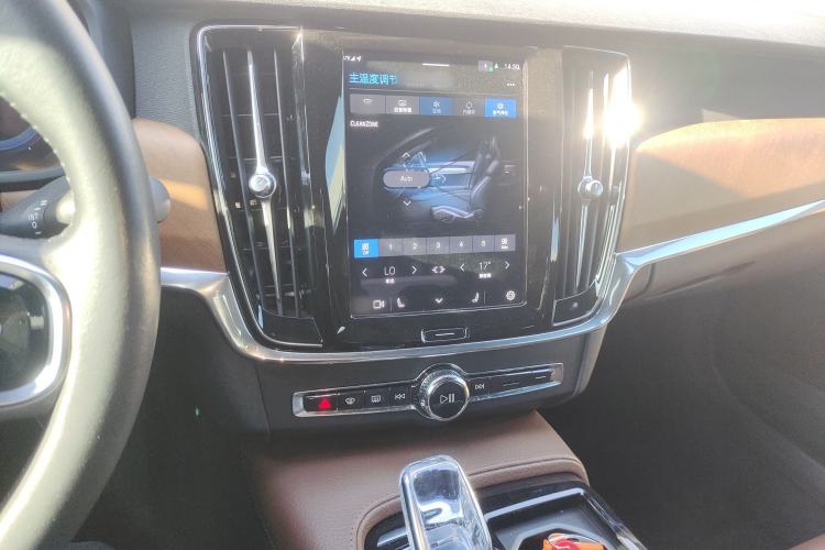 Used Volvo S90 New Energy 2022 T8 eDrive Hybrid Luxury Edition