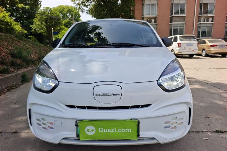 Used Roewe Clever 2022 311km QiQi BoBo Edition Front