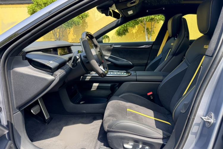 Used Xiaomi Auto SU7 Ultra 2025 Ultra Model Interior 2