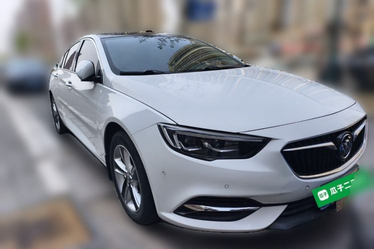 Used Buick Regal 2017 20T Prestige Model Front Right 45 Deg