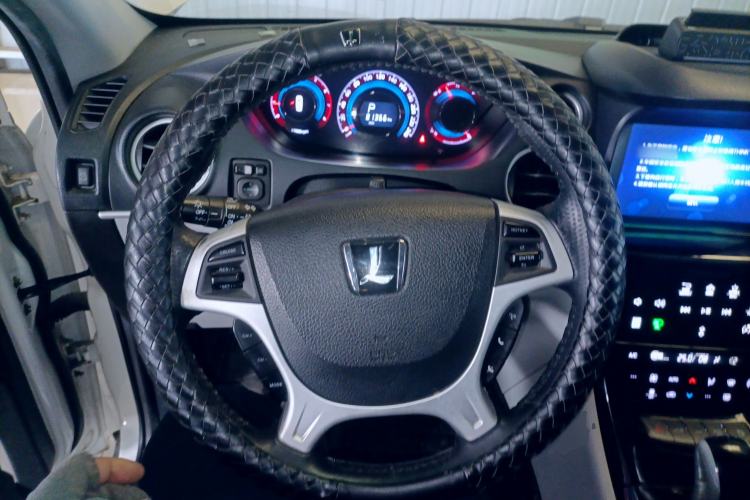 Used Luxgen Great 7 SUV 2014 2.2T Two-Wheel-Drive Smart Version