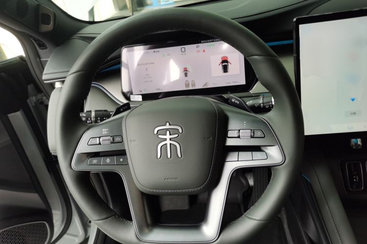 Used BYD Song L EV 2025 662 km Advanced Intelligent Driving Version
