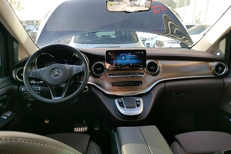 Used Mercedes-Benz V-Class 2022 V 260 L Long Wheelbase Prestige Edition
