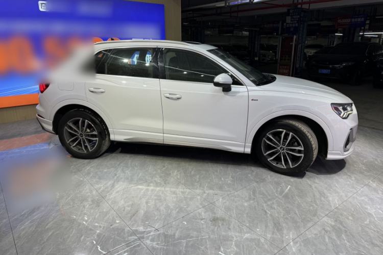 Used Audi Q3 2022 35 TFSI Progressive Dynamic Edition Exterior 4