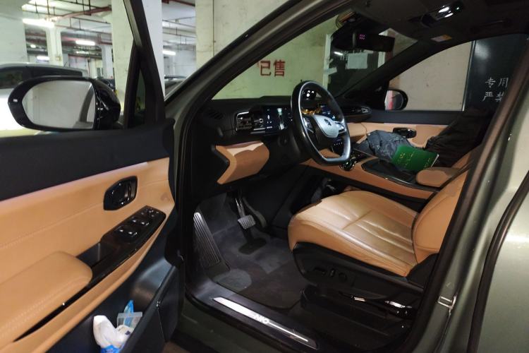 Used Nio ES8 2020 450 km Range 6-Seater Version