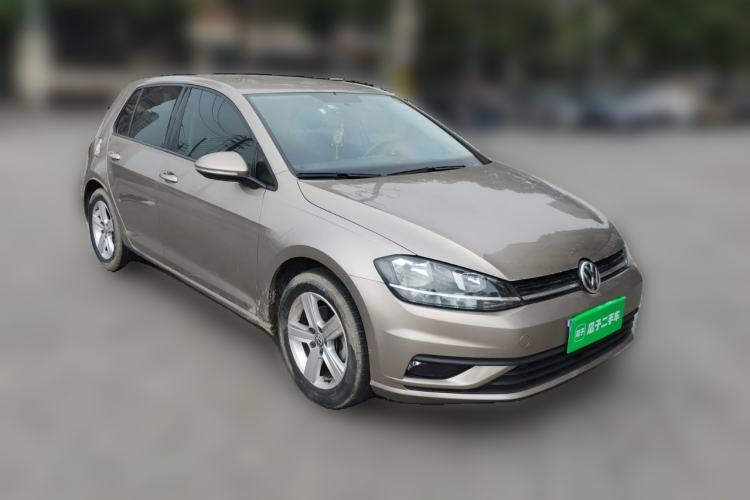 Used Volkswagen Golf 2018 1.6L Automatic Fashion Model