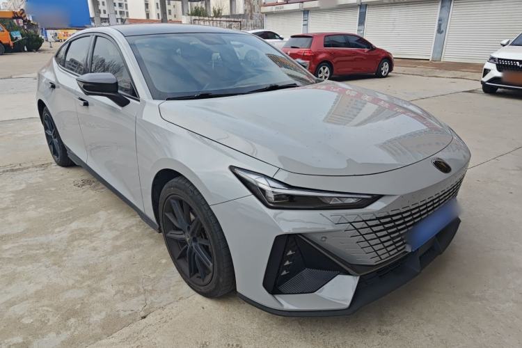 Used Changan UNI-V 2022 1.5T Prestige Version