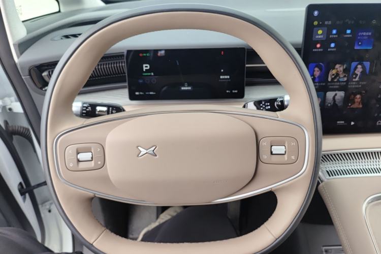 Used XPeng X9 2025 740 Ultra-Long Range Max