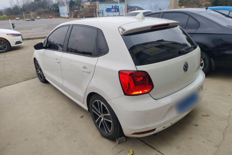Used Volkswagen Polo 2016 1.4L Manual Fashion Model
