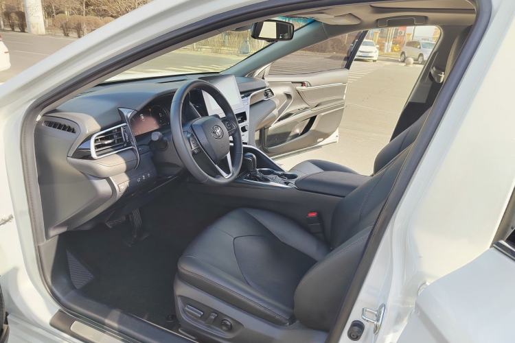 Used Toyota Camry 2021 2.5G Luxury Edition