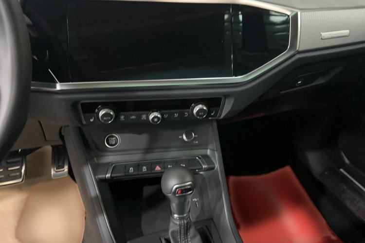 Used Audi Q3 2024 35 TFSI Fashion Dynamic Edition
