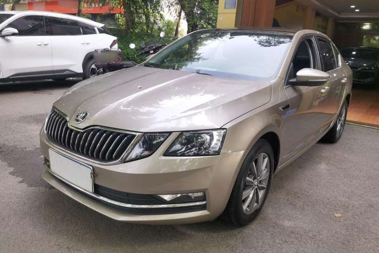 Used Skoda Octavia 2020 TSI230 DSG SmartDrive Luxury Edition