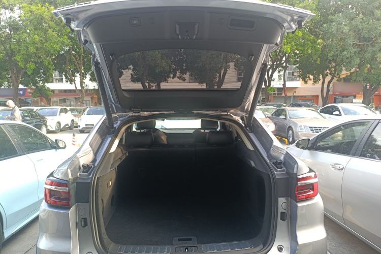 Used Changan CS85 COUPE 2023 1.5T DCT Prestige Edition
