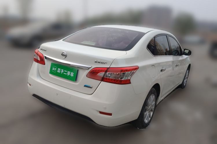 Used Nissan Sylphy 2014 1.6XV CVT Deluxe Edition Rear Right 45 Deg