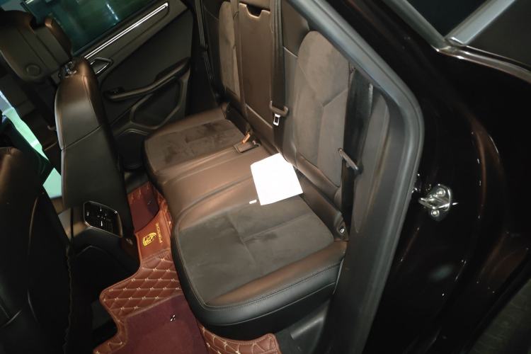 Used Porsche Macan 2017 Macan 2.0T Left Rear Seat