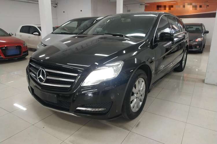 Used Mercedes-Benz R-Class 2017 R 320 4MATIC Business Edition Prestige Model