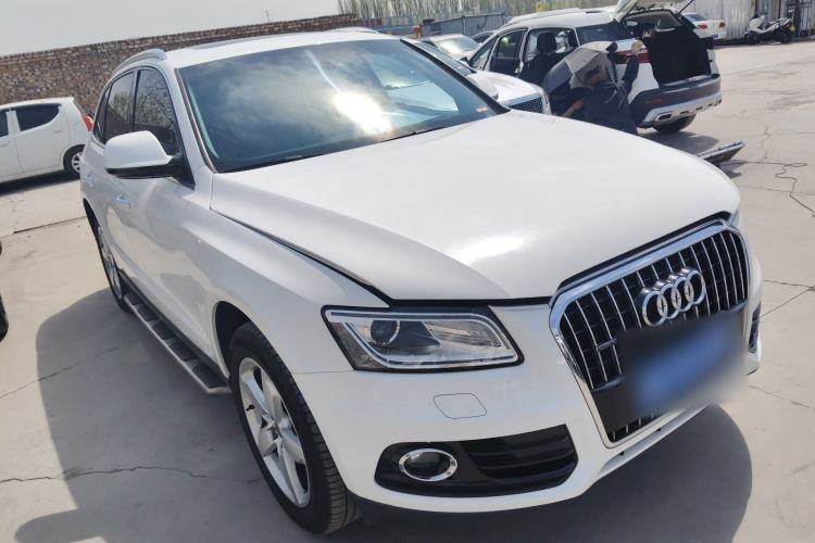 Used Audi Q5 2017 40 TFSI Ambition Edition Front Right 45 Deg