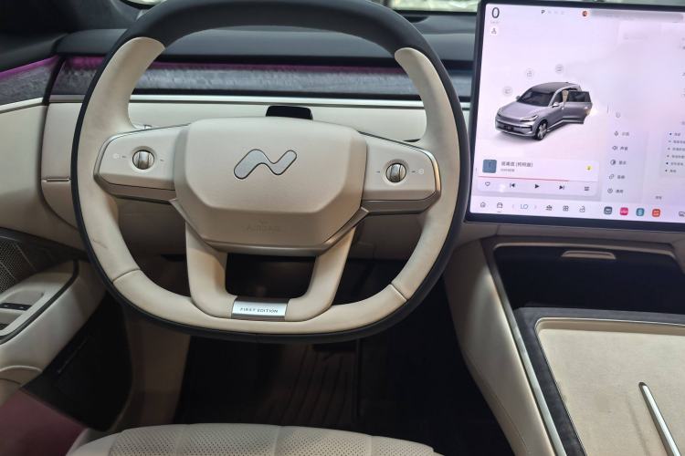 Used ONVO Luxeed L90 2025 Model—Ultra Six-Seater Version