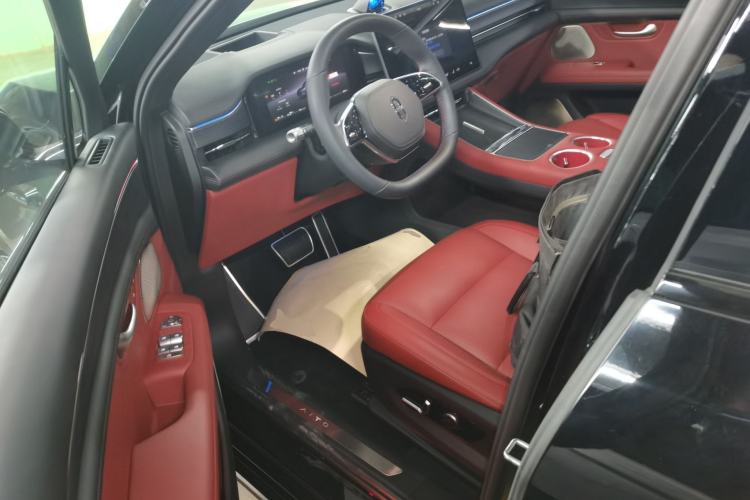 Used Hima AITO M5 2025 Extended-Range Ultra Rear-Wheel-Drive Version
