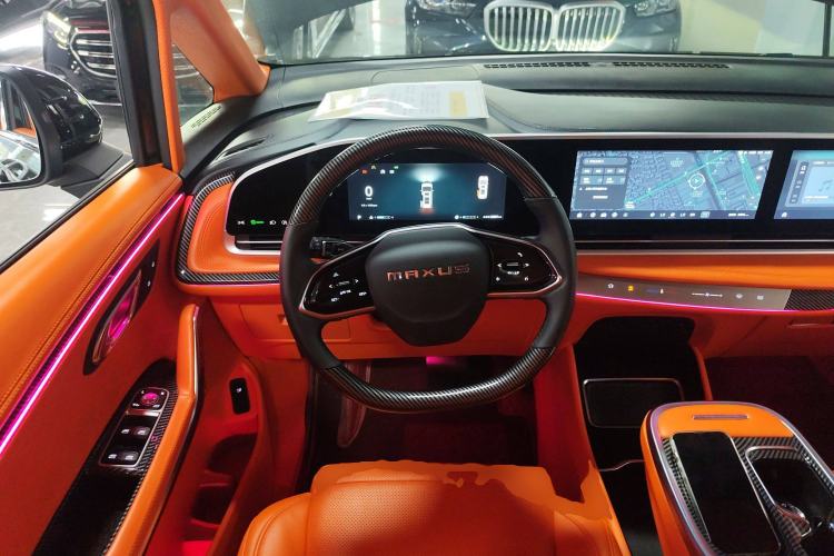 Used SAIC MAXUS G90 2023 2.0T Starry Seven-Seater
