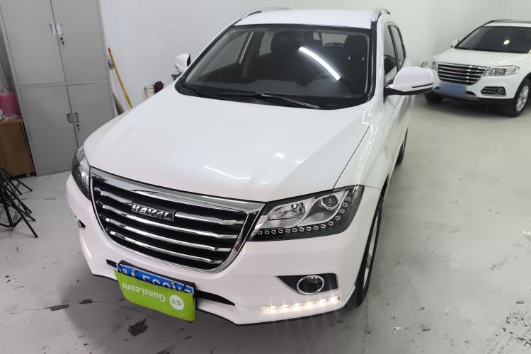 Used Haval H2 2018 Chuanxiang Edition 1.5T Manual Two-Wheel Drive Fashion Model China V Standard