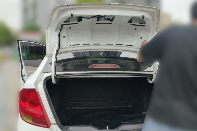 Used Chevrolet Sail 2013 Sedan 1.4L AMT Enjoy Edition Trunk