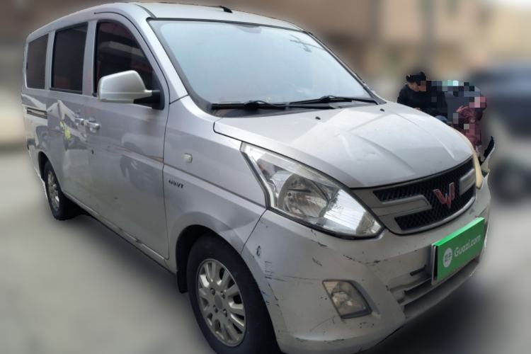 Used Wuling Rongguang V 2018 1.5L Standard Version

