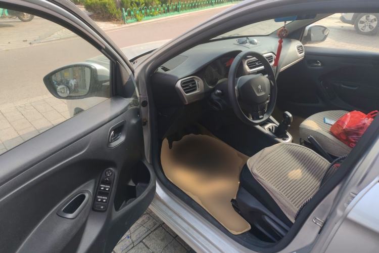 Used Peugeot 301 2014 1.6L Manual Comfort Edition