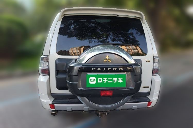 Used Mitsubishi Pajero 2016 3.0L Automatic Prestige Version China V Standard
