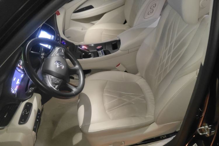 Used Buick LaCrosse 2022 Avenir Avia First Edition