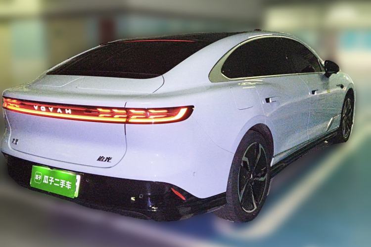 Used VOYAH PASSION 2023 Four-Wheel Drive Flagship Edition Rear Right 45 Deg