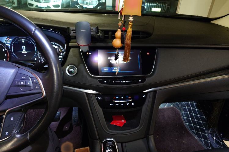 Used Cadillac XT5 2018 25T Luxury Model