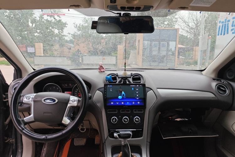 Used Ford Mondeo 2011 2.3L Fashion Edition
