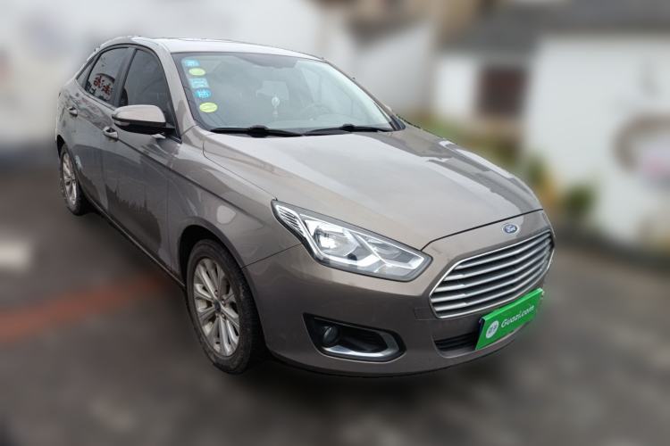 Used Ford Escort 2015 1.5L Automatic Fashion Model
