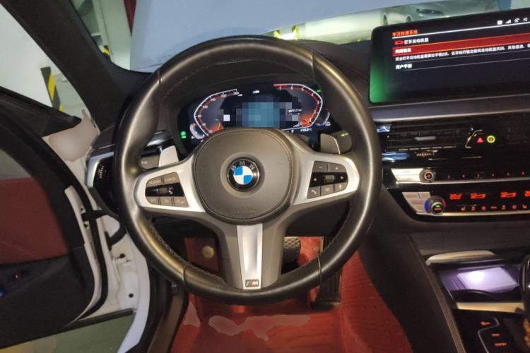 Used BMW 5 Series 2022 530Li Leading Model M Sport Package Steering Wheel