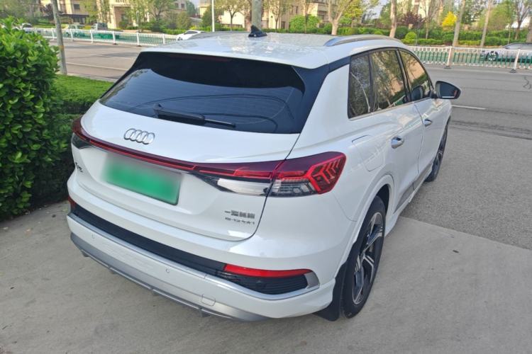 Used Audi Q4 e-tron 2024 40 e-tron Boundary Edition Rear Right 45 Deg