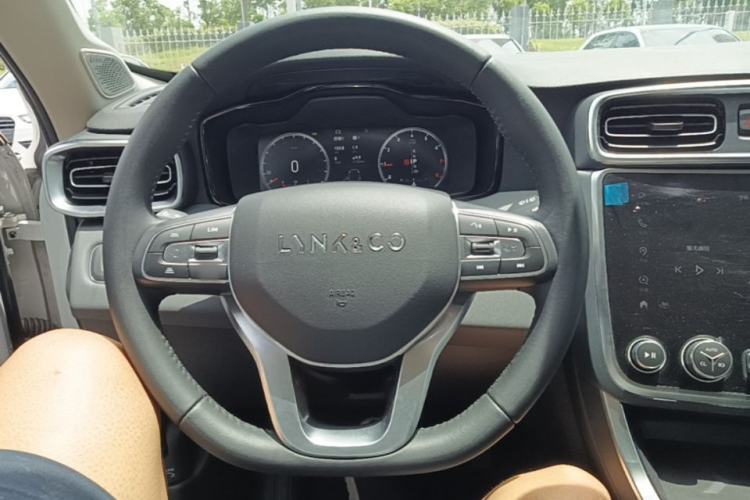 Used Lynk & Co 01 2019 2.0T Two-Wheel-Drive Pro Version China VI Standard