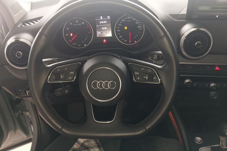Used Audi Q2L 2024 35TFSI Fashionable and Dynamic Edition Steering Wheel