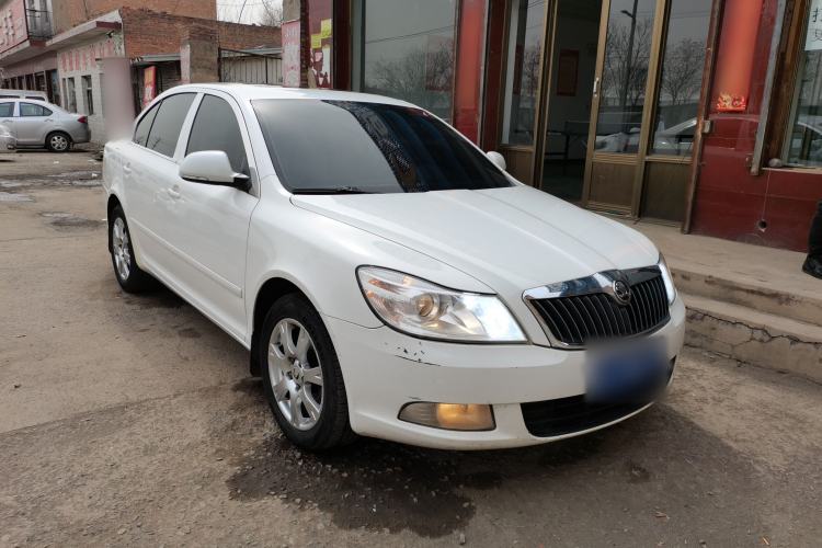 Used Skoda Octavia 2015 Classic Model 1.6L Automatic Yijie Version
