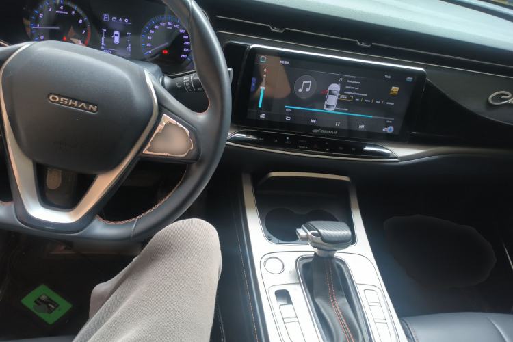 Used CHANGAN OSHAN X7 2020 1.5T Automatic Luxury Version