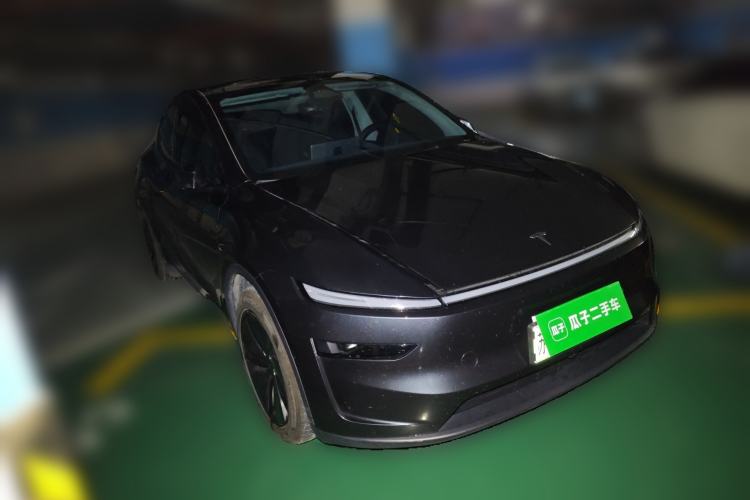 Used Tesla Model Y 2025 Long-Range All-Wheel Drive First Edition
